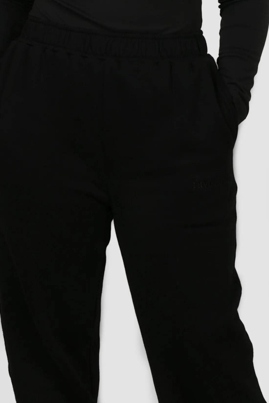 Fayt Sets | CUFF SWEATPANT BLACK