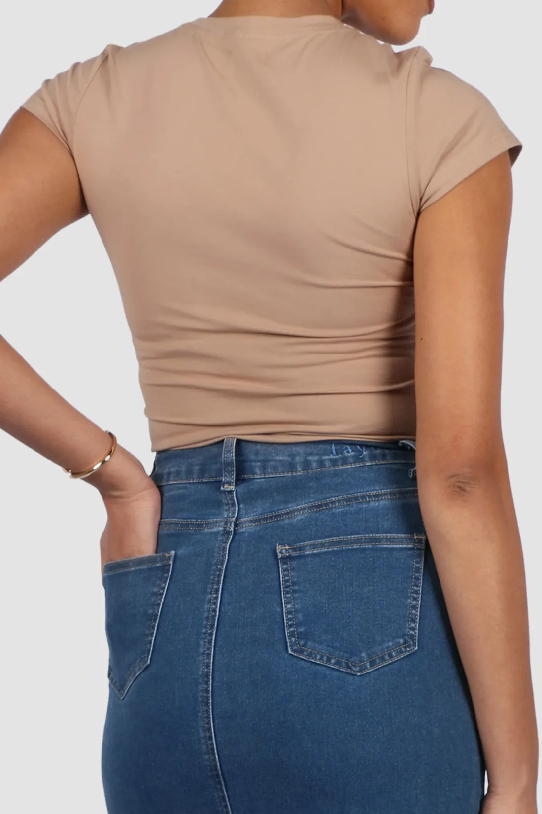 Fayt Tops | LIGHT BUTTERY TEE NEUTRAL