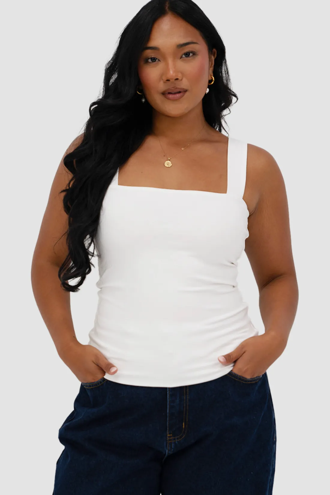 Fayt Tops | QUINN FULL LENGTH TOP WHITE